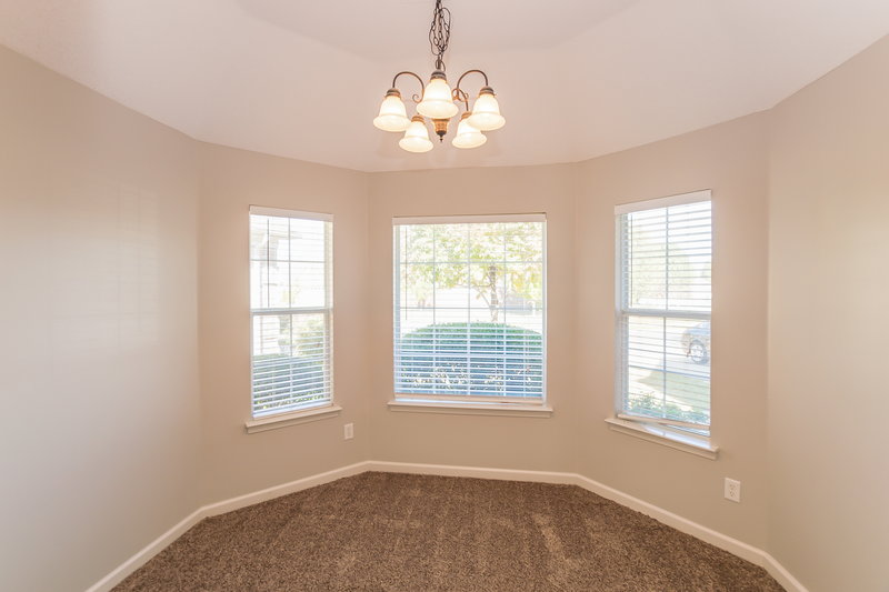 1,995/Mo, 9909 Southern Oak Way Olive Branch, MS 38654 Dining Room View