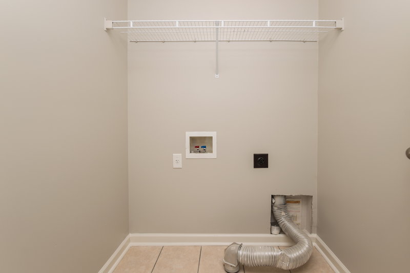 1,995/Mo, 9909 Southern Oak Way Olive Branch, MS 38654 Laundry Room View