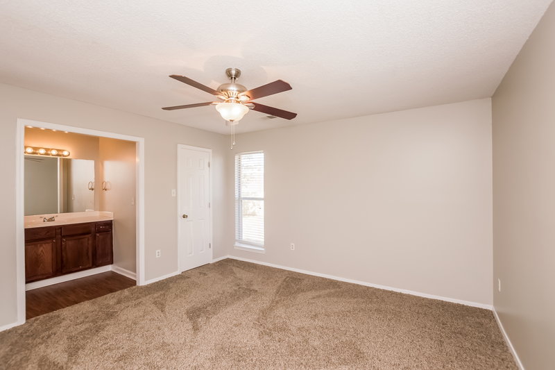 1,885/Mo, 10378 Yates Dr Olive Branch, MS 38654 Bedroom View 2