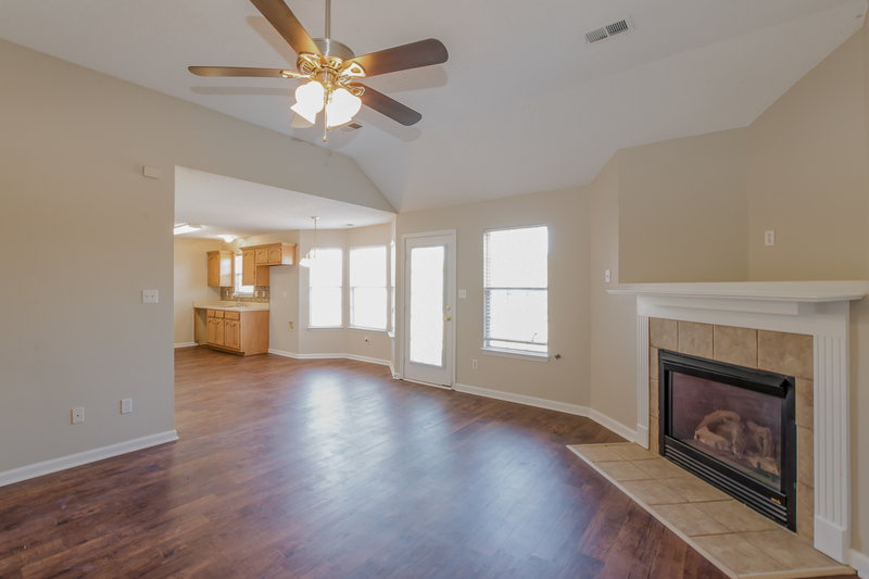 1,545/Mo, 7908 Milestone Dr Southaven, MS 38671 Living Area View