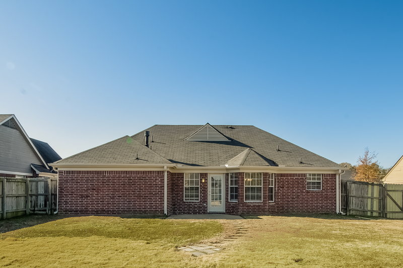 1,545/Mo, 7908 Milestone Dr Southaven, MS 38671 Rear View