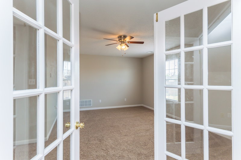 2,265/Mo, 10805 Paul Coleman Dr Olive Branch, MS 38654 Bedroom View 2