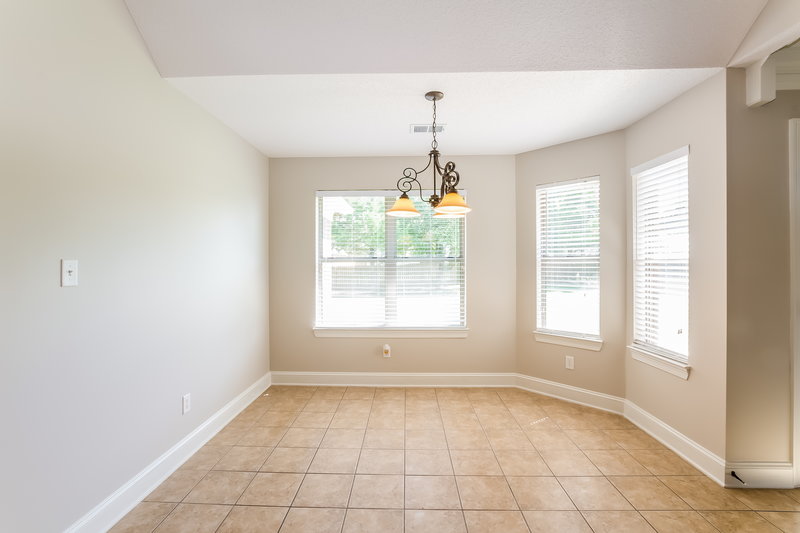 1,940/Mo, 2691 Miner Cv Southaven, MS 38672 Breakfast Nook View