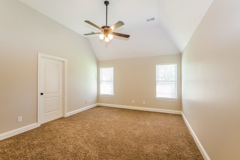 1,940/Mo, 2691 Miner Cv Southaven, MS 38672 Master Bedroom View
