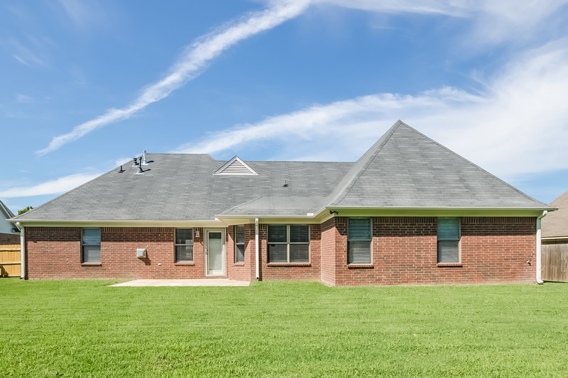 1,940/Mo, 2691 Miner Cv Southaven, MS 38672 Rear View