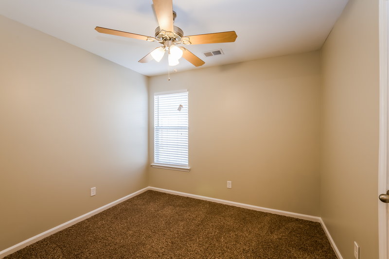 1,835/Mo, 5804 Lindsay Cv Southaven, MS 38671 Bedroom View