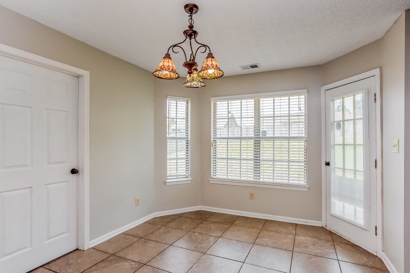 2,700/Mo, 1862 Towson Ln Horn Lake, MS 38637 Dining Room View
