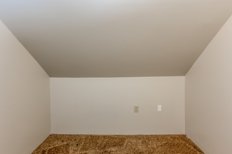 2,700/Mo, 1862 Towson Ln Horn Lake, MS 38637 Walk In Closet View