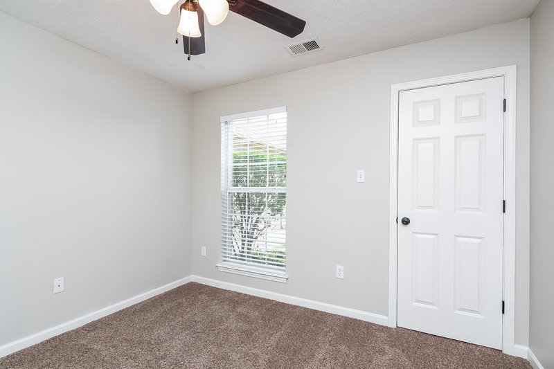 2,240/Mo, 5695 Kuykendall Dr Southaven, MS 38672 Bedroom View 2