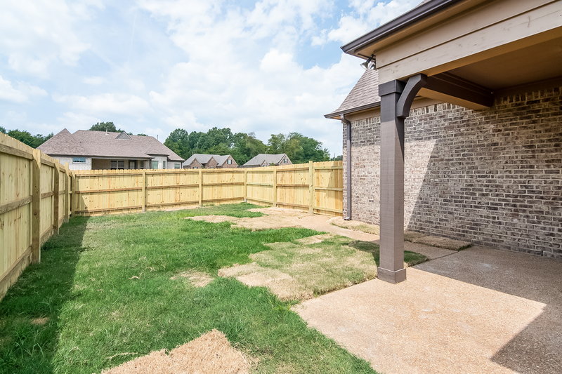 2,095/Mo, 8853 Bishop Lane Olive Branch, MS 38654 Rear View