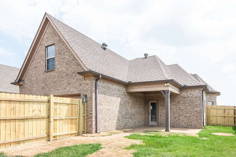 2,095/Mo, 8853 Bishop Lane Olive Branch, MS 38654 Rear View 2