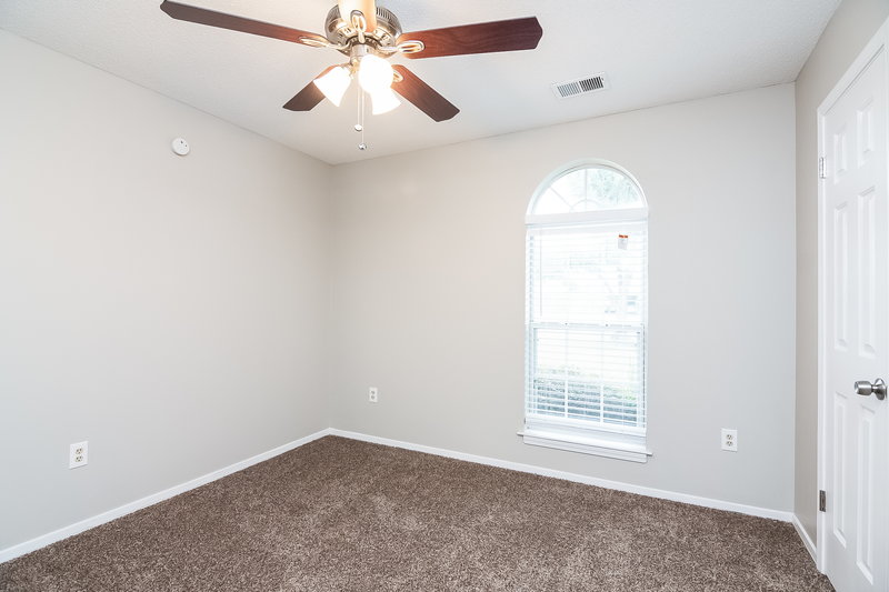 2,340/Mo, 7202 Brenwood Drive Horn Lake, MS 38637 Bedroom View