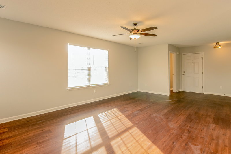 2,155/Mo, 7338 Green Ash Dr Olive Branch, MS 38654 Living Room View 2