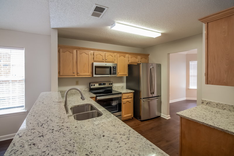 1,620/Mo, 8248 Clubview Dr Olive Branch, MS 38654 Kitchen View