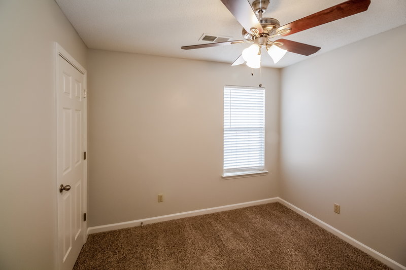 1,620/Mo, 8248 Clubview Dr Olive Branch, MS 38654 Bedroom View 2