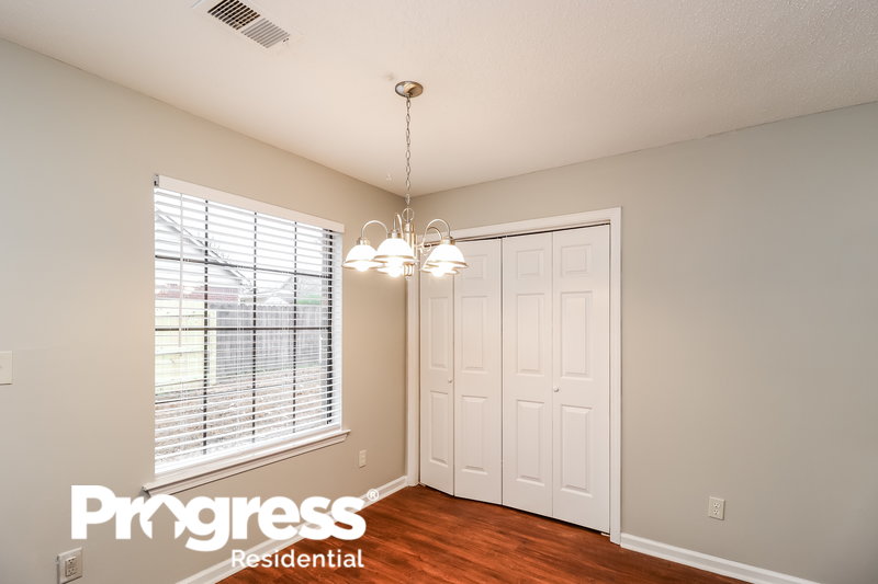 2,440/Mo, 6781 College Park Cv Olive Branch, MS 38654 Dining Room View