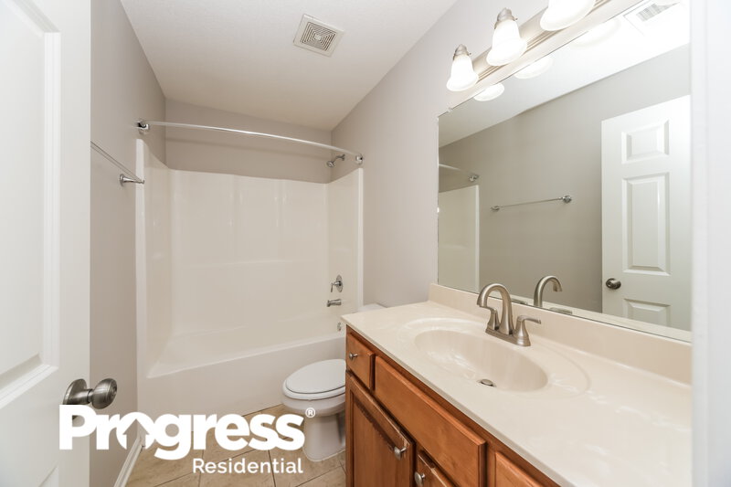 3,290/Mo, 295 Fairway Trace Dr Hernando, MS 38632 Bathroom View