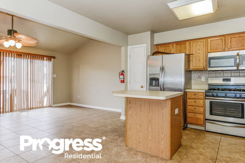 0/Mo, 167 Plymouth Dr Deptford, NJ 08096 kitchen View