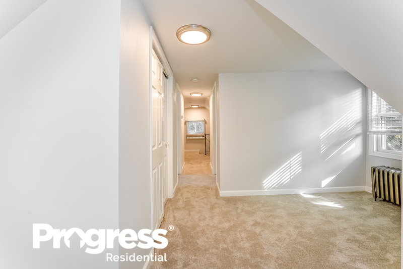 0/Mo, 725 E LINDEN AVE Lindenwold, NJ 08021 photomasterbedroom View 3