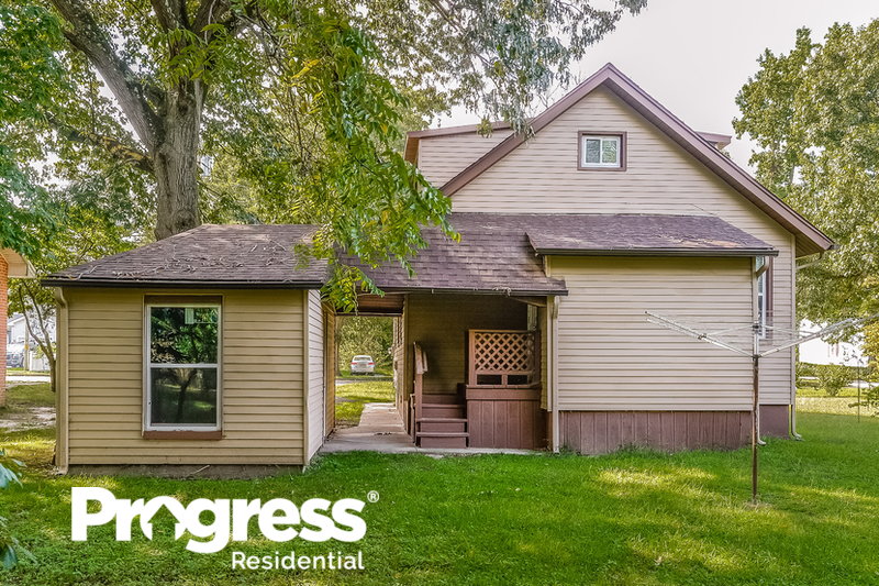 0/Mo, 725 E LINDEN AVE Lindenwold, NJ 08021 photorearview View 2