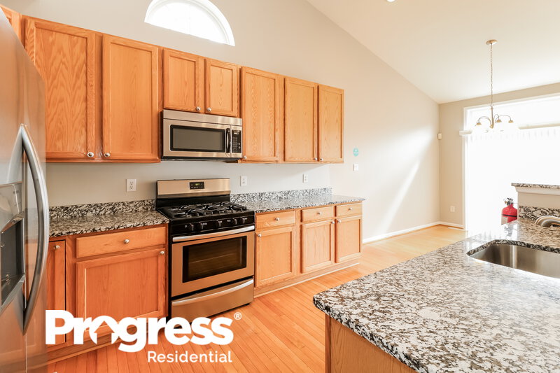 0/Mo, 122 HEARTHSTONE DR Berlin, NJ 08009 Kitchen View 2