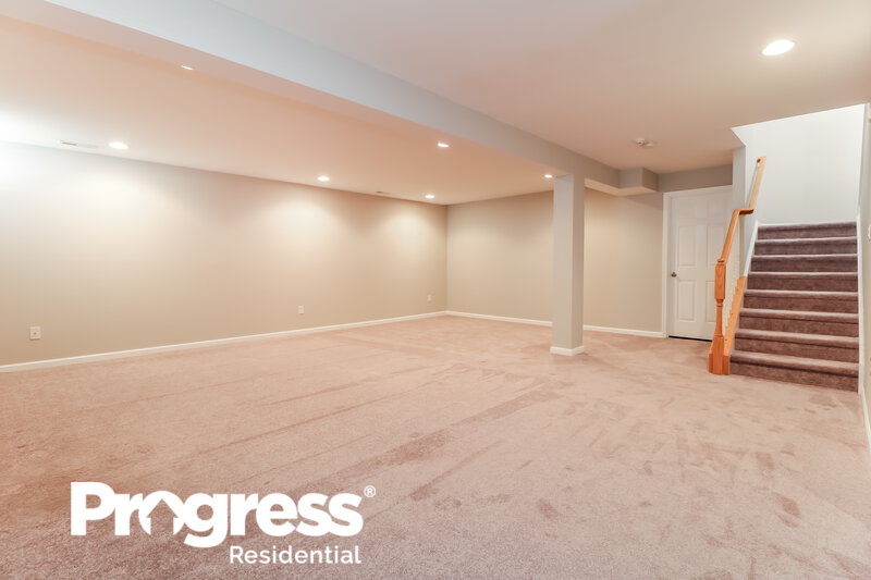 0/Mo, 122 HEARTHSTONE DR Berlin, NJ 08009 Den View