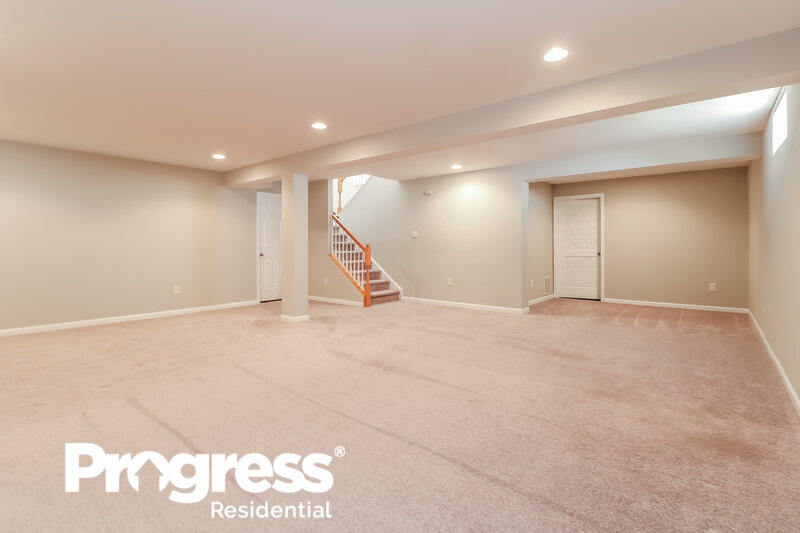 0/Mo, 122 HEARTHSTONE DR Berlin, NJ 08009 Den View 2