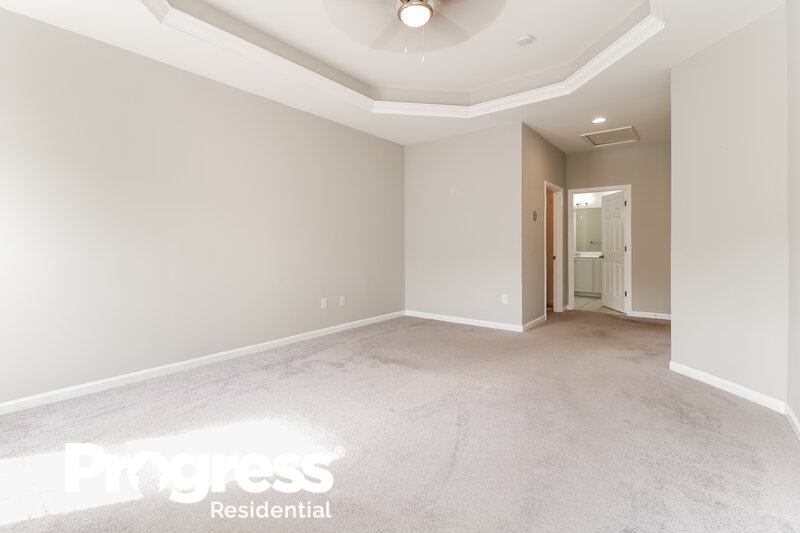 0/Mo, 122 HEARTHSTONE DR Berlin, NJ 08009 Master Bedroom View