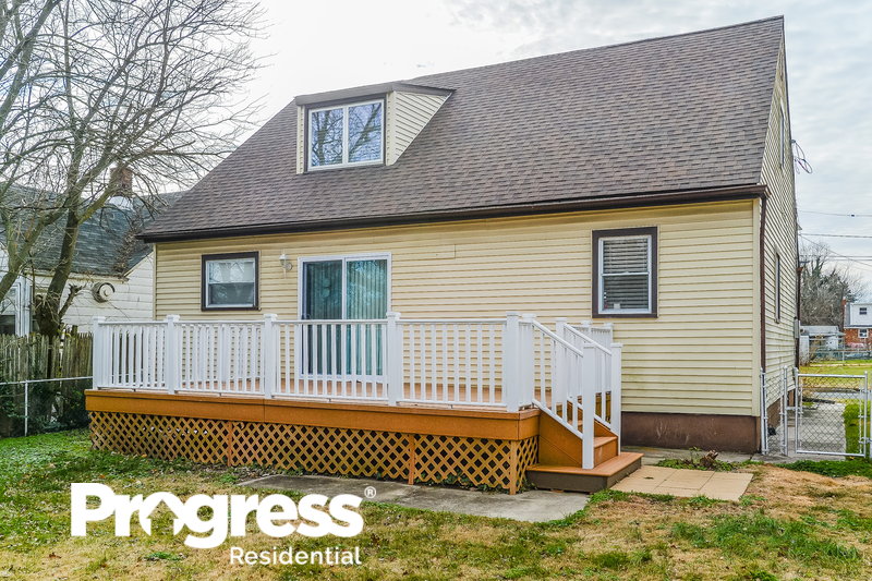 0/Mo, 3917 Burwood Avenue Pennsauken, NJ 08110 rearview View