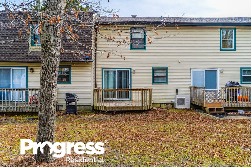0/Mo, 413 Hand Ave Unit 2 Cape May Court House, NJ 08210 rearview View