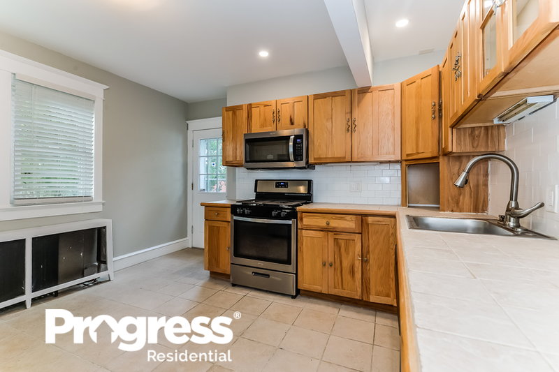 0/Mo, 124 S Browning Avenue Somerdale, NJ 08083 kitchen View