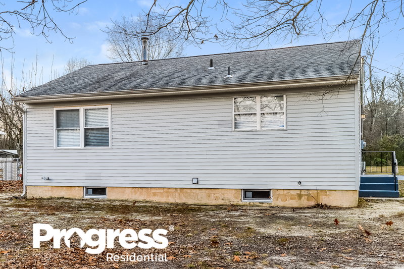 0/Mo, 964 Michael Ave Vineland, NJ 08360 rearview View
