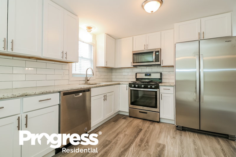 0/Mo, 825 Patterson Rd Jackson, NJ 08527 Kitchen View 2