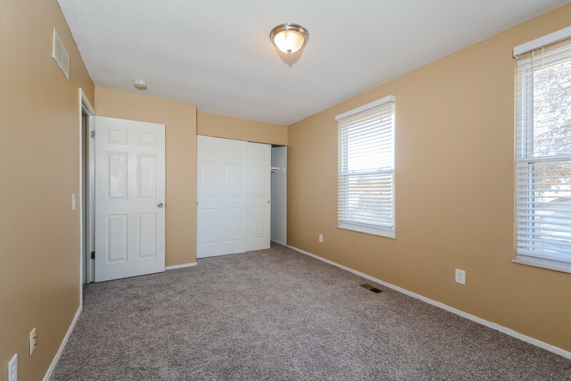 0/Mo, 4045 Hounds Hill Dr Florissant, MO 63034 Misc View 14