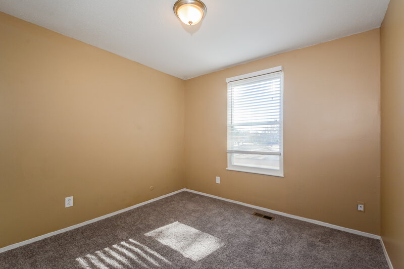 0/Mo, 4045 Hounds Hill Dr Florissant, MO 63034 Misc View 15