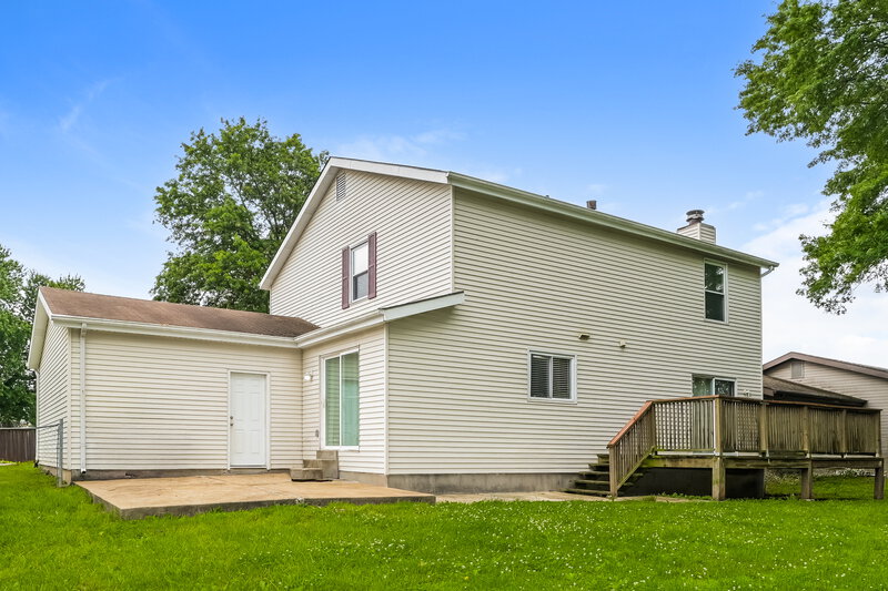 2,490/Mo, 4045 Hounds Hill Dr Florissant, MO 63034 Rear View
