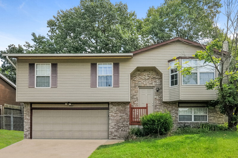 2,370/Mo, 3944 Walnut Ridge Ct Imperial, MO 63052 External View
