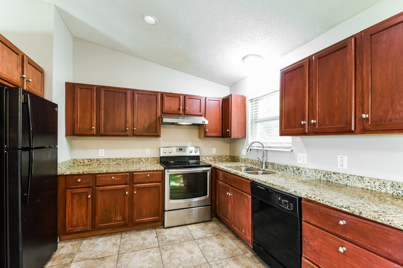 2,075/Mo, 3944 Walnut Ridge Ct Imperial, MO 63052 Kitchen View