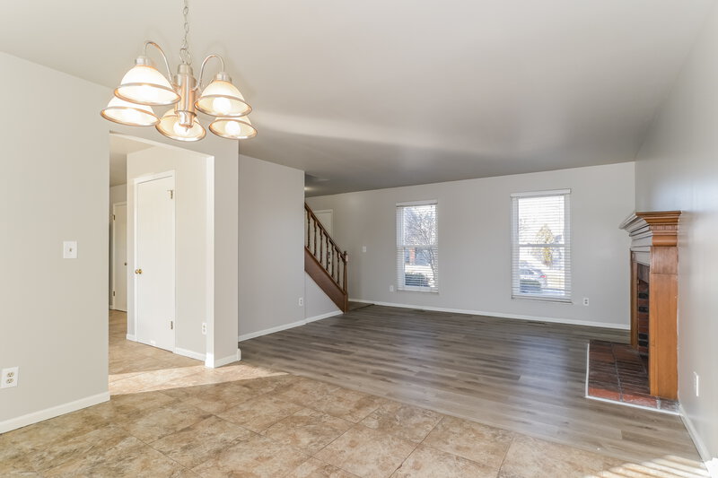 2,030/Mo, 4 Caribou Ct Saint Peters, MO 63376 Dining Room View