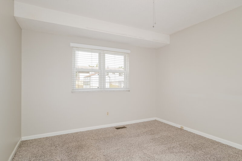 1,620/Mo, 2513 Weymouth Dr High Ridge, MO 63049 Main Bedroom View