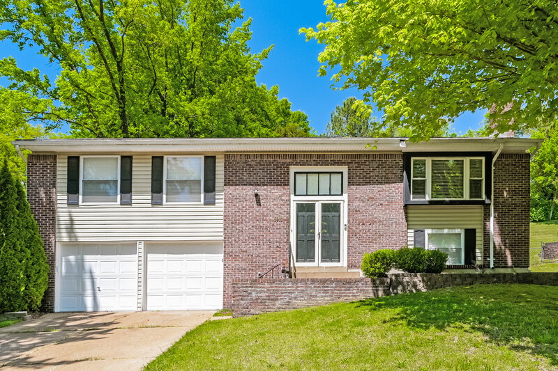 1,885/Mo, 6911 Candlewick Way Florissant, MO 63033 External View