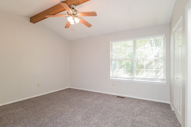 1,945/Mo, 14311 Riverfront Dr Florissant, MO 63034 Main Bedroom View 2