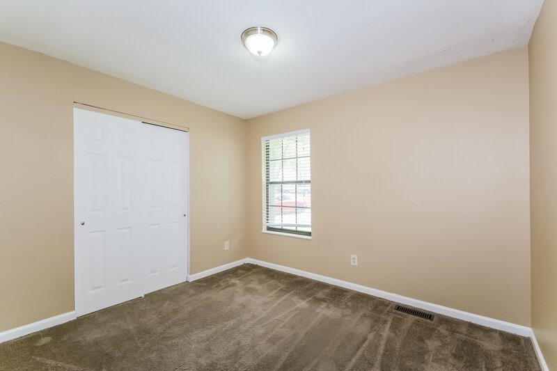 1,800/Mo, 20 Briarwood Ct Arnold, MO 63010 Bedroom View