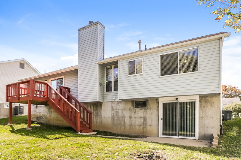 2,255/Mo, 1233 Colby Dr Saint Peters, MO 63376 Rear View