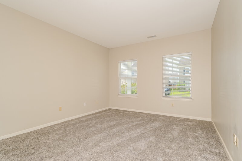 2,655/Mo, 2006 Village Glen Dr Wentzville, MO 63385 Main Bedroom View 2