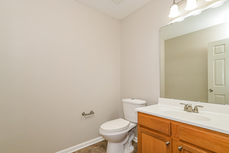 2,655/Mo, 2006 Village Glen Dr Wentzville, MO 63385 Bathroom View 2