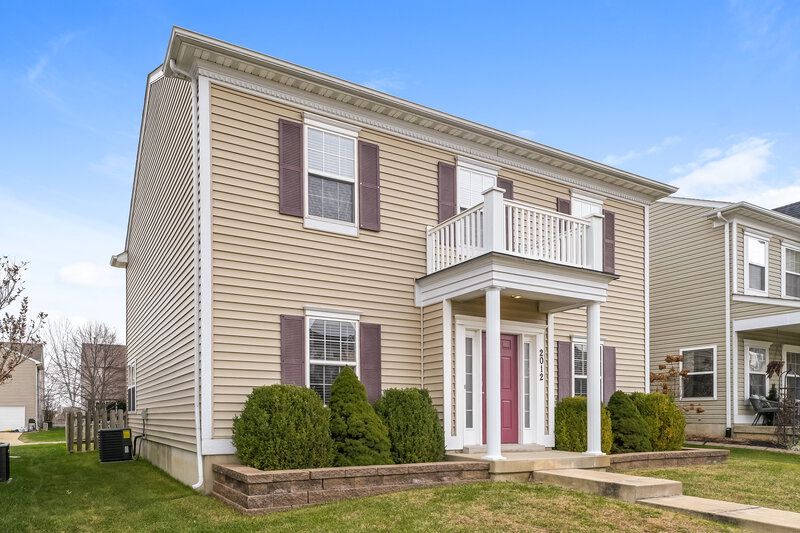 2,310/Mo, 2012 Village Glen Dr Wentzville, MO 63385 Front View