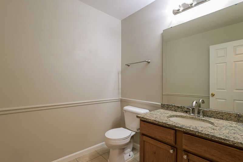 2,310/Mo, 2012 Village Glen Dr Wentzville, MO 63385 Bathroom View 2