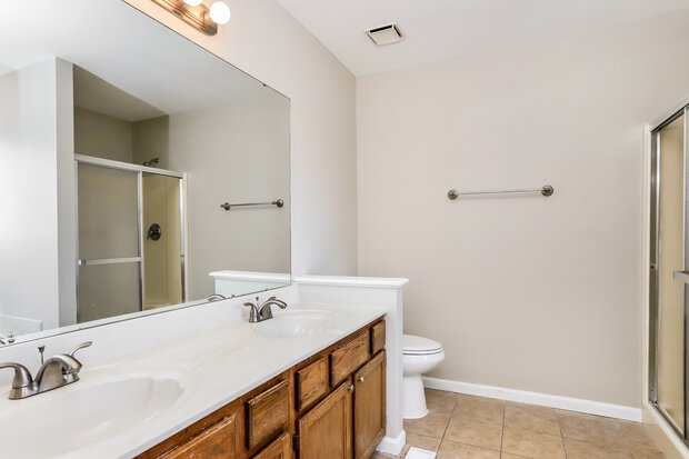 Main Bathroom View
