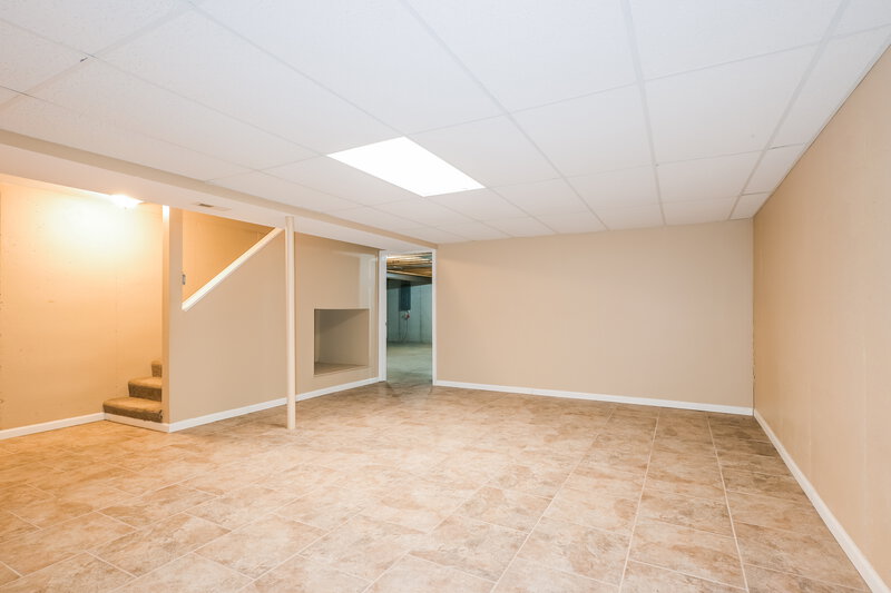 1,900/Mo, 2032 Belmont Dr Festus, MO 63028 Family Room View